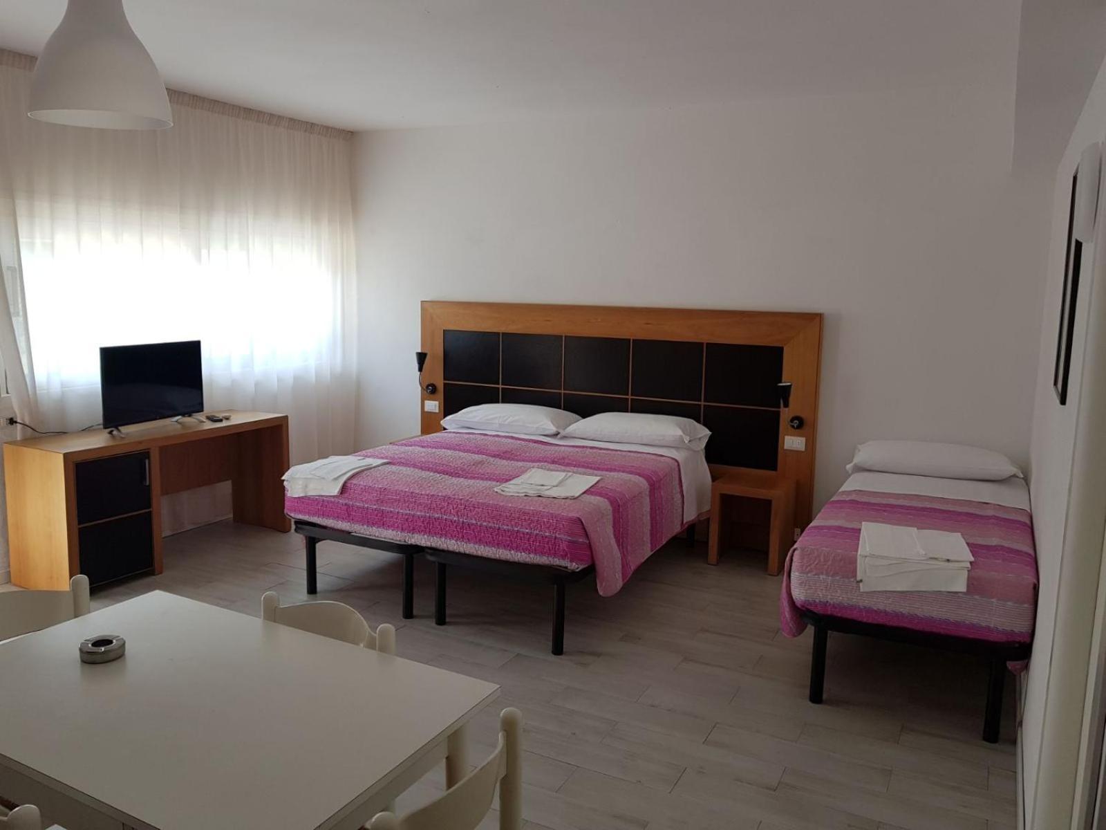 Duna Camere Con Bagno Lido Adriano Luaran gambar