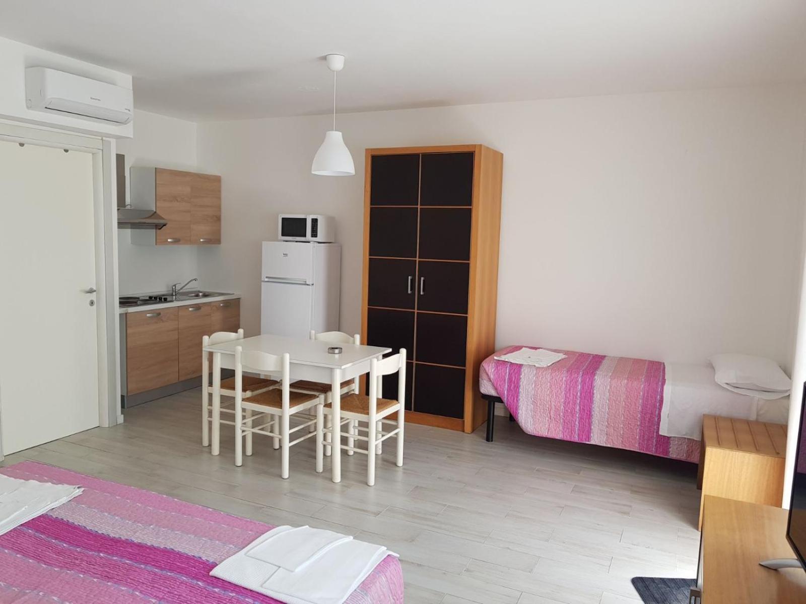 Duna Camere Con Bagno Lido Adriano Luaran gambar